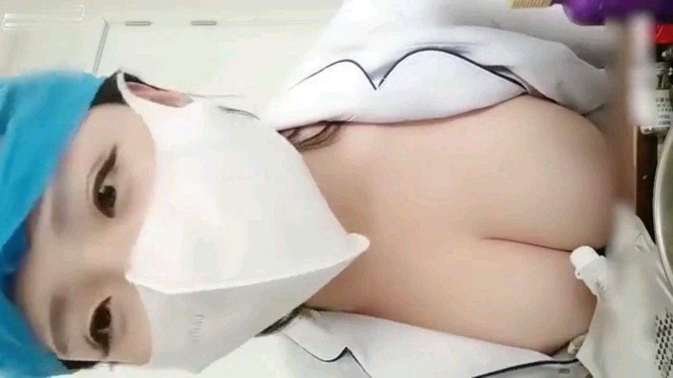 医德败坏整容医师全程曝光少女处女膜修补过程！