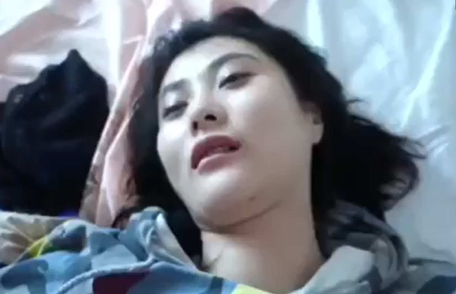 【强奸迷奸技师】美容院保健钟点小姐拒绝出台，结果被迷奸，各种玩弄调教操逼。
