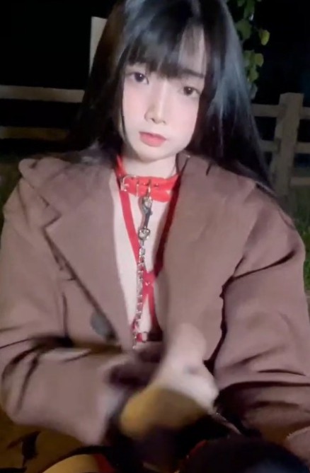 萝莉女神落落RakuCOS动漫同級生秘密四点全裸速插粉穴流水水