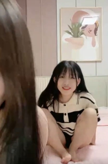 #乐乐妹妹  清纯姐妹花大秀