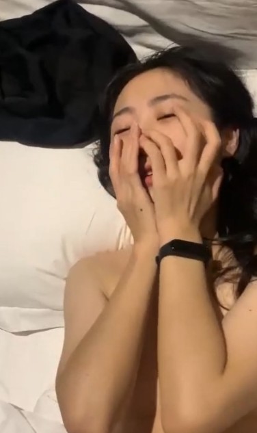 无套爆操白丝高中学生妹