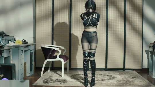 极品短发美女情趣黑丝捆绑诱惑各种调教玩弄刺激你