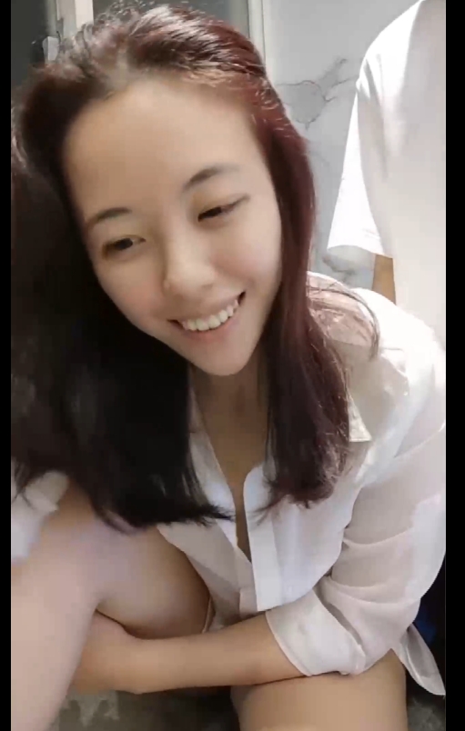 【姐弟乱伦】台湾姐弟乱伦们事件门，快舔小穴好痒痒。