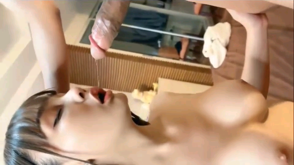 【反差人妻】大奶人妻舌吻摸奶揉逼爆草打桩。