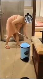 乱伦妈妈那里痒，里面痒
