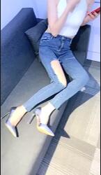 高跟鞋牛仔裤鲍鱼小美穴完美御姐
