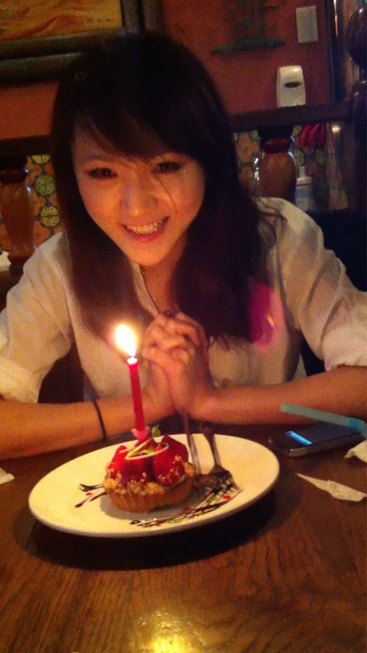 台湾情侣泄密 给女友过生日就是为了等会再好好操她的B