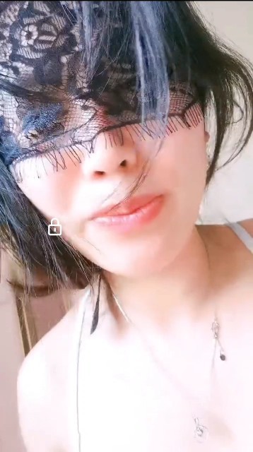 黑丝骚妻内射