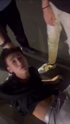 打完我就想跑？
