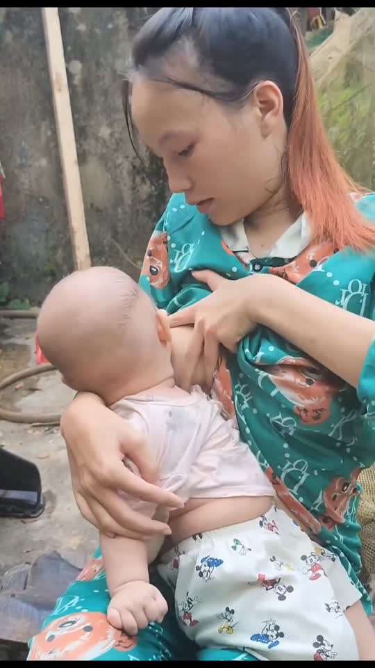 不饿强喂？