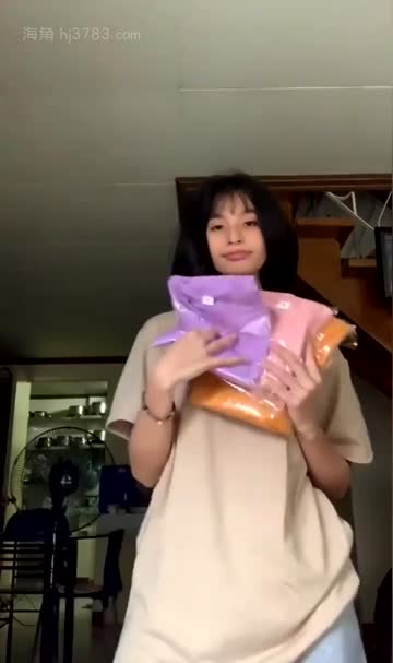纯情小网红性爱自拍片被前任泄漏