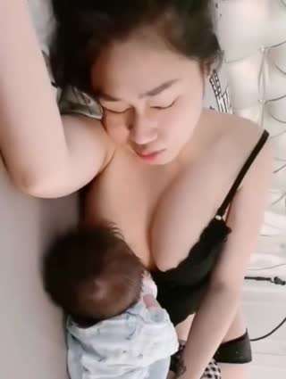身材无敌的宝妈…