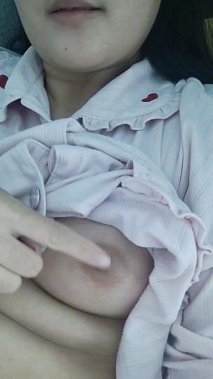 视频软件里认识的女生露脸