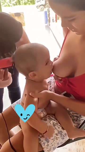 福利宝妈：原来二嫂的奶子那么顶…
