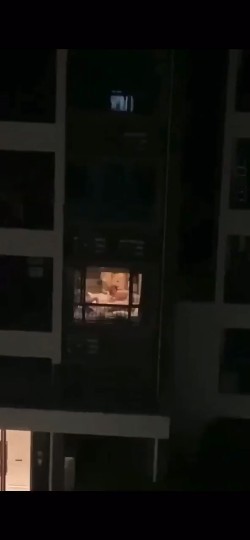 实习导师和学生约炮，全校围观