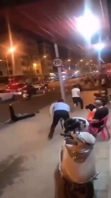 这哥们有点牛了
