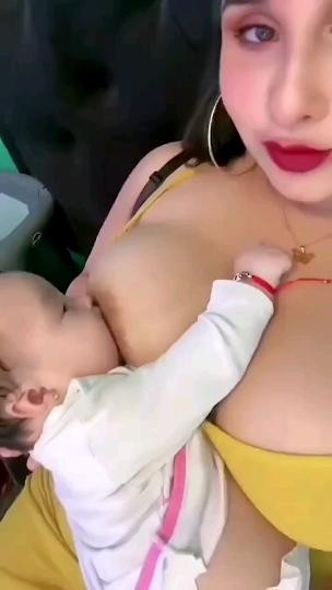 带妆特效感觉有点违和