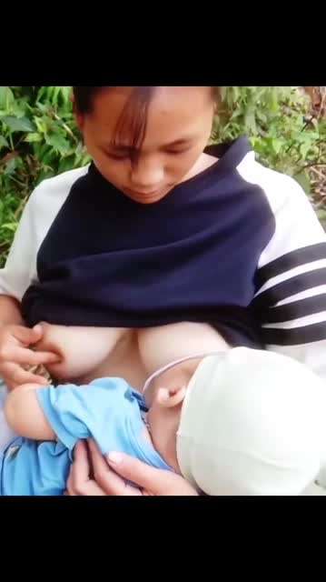 别抓了  在抓乳汁就流出来了