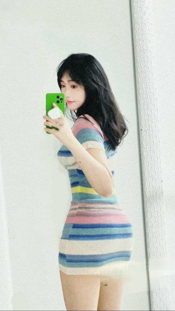 各种各样的骚母狗露脸全裸实拍