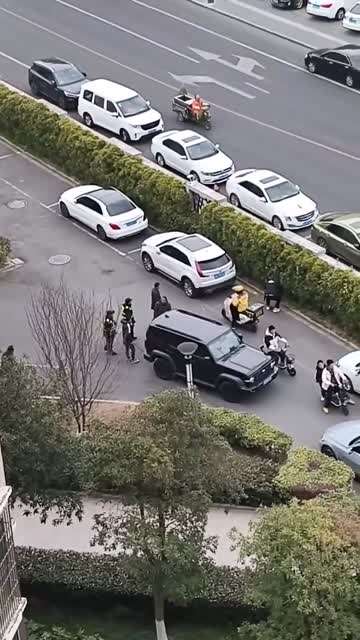 狭路相逢勇者胜