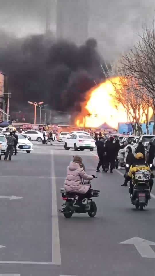 2月13日，山西临汾

vi