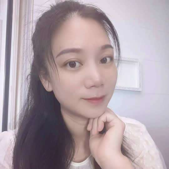 太骚了吧，有点像处女，网友判断一下
