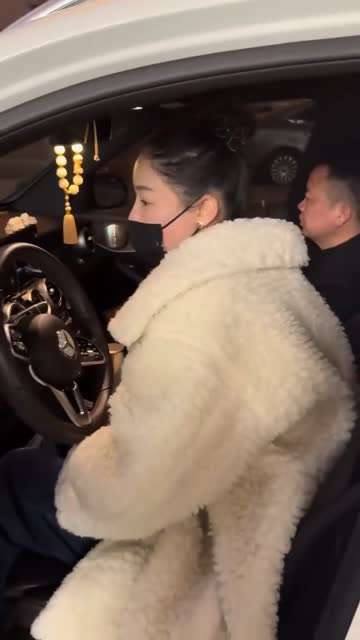 抓到小五了