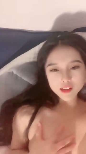 刚毕业的大学妹