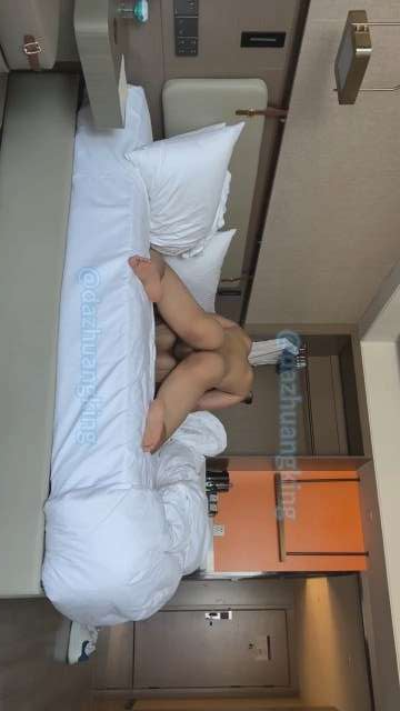 老婆黑丝，，