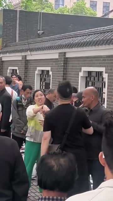 长沙古玩地摊打起来了