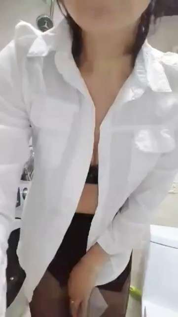 人妻OL