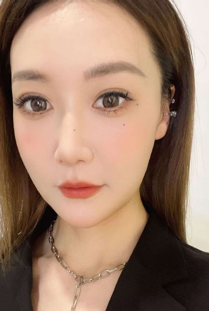 广东深圳事业有成的小少妇 刘丽芳 包养小三释放欲望 性爱视频曝光 真是三十如狼