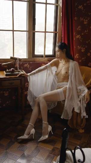 模特白丝袜写真