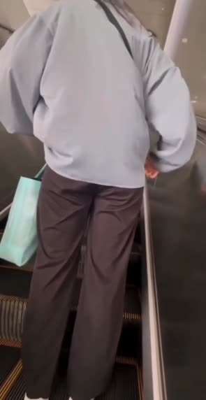 街射美女一腿