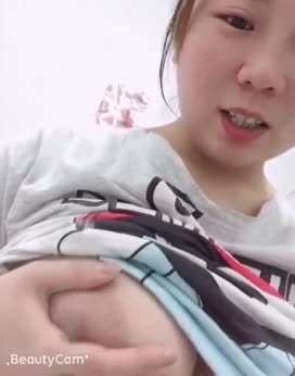 裸聊纹身大奶少妇。