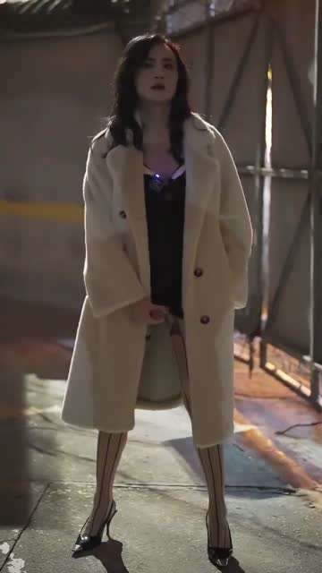 超级美妖伪娘户外露出大飞机偷自慰
