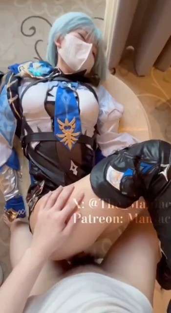 服装诱惑，