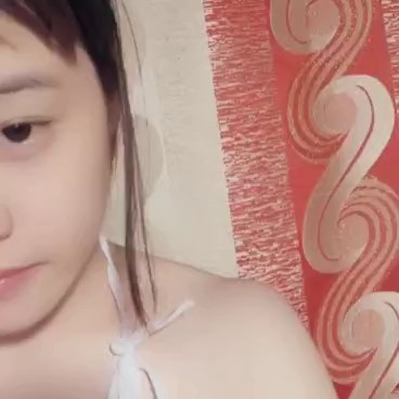 女大展示嫩奶嫩逼
