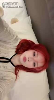 学生少女自拍白虎嫩穴
